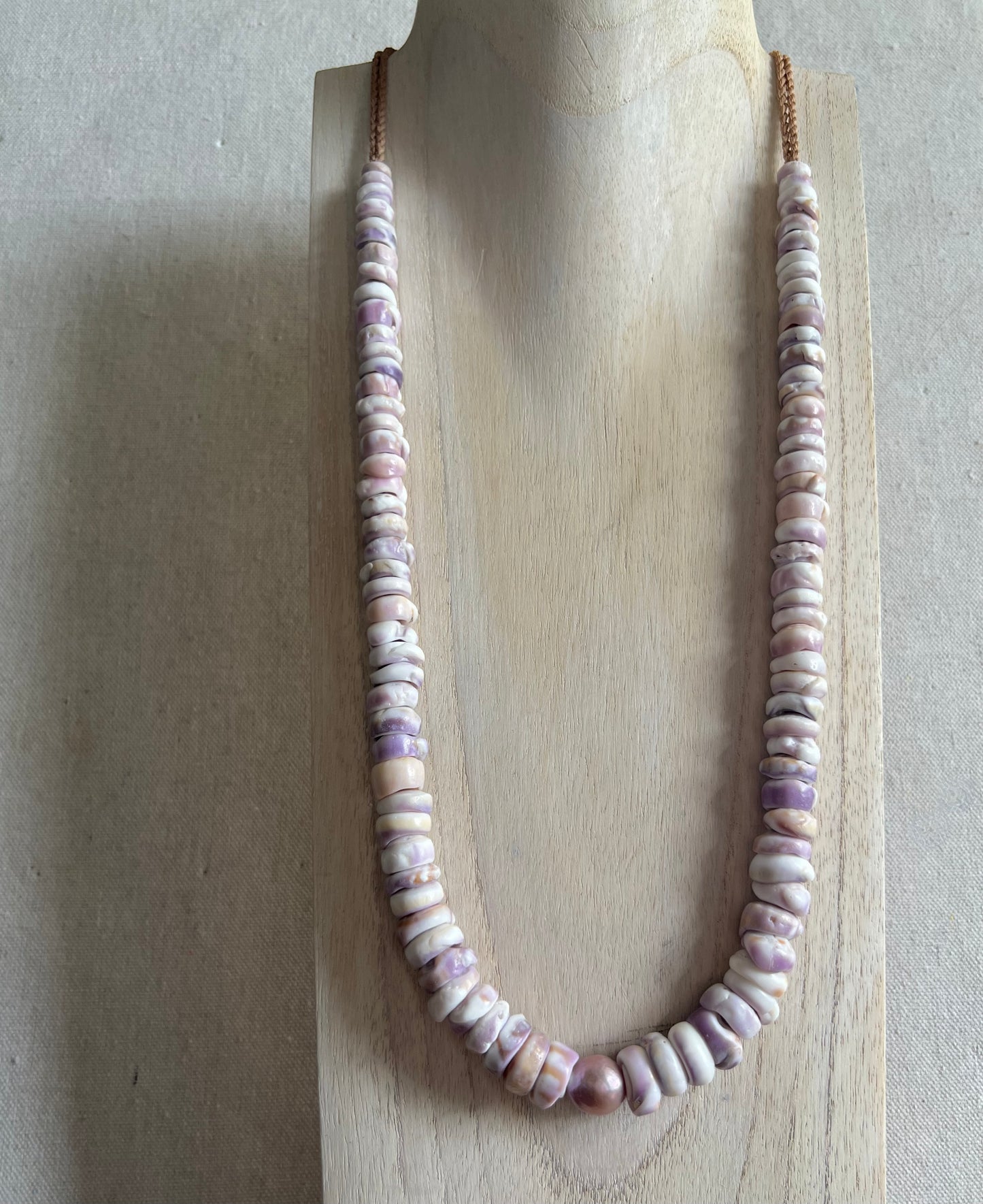 Lō'ihi Puka Lei ~ Lavender