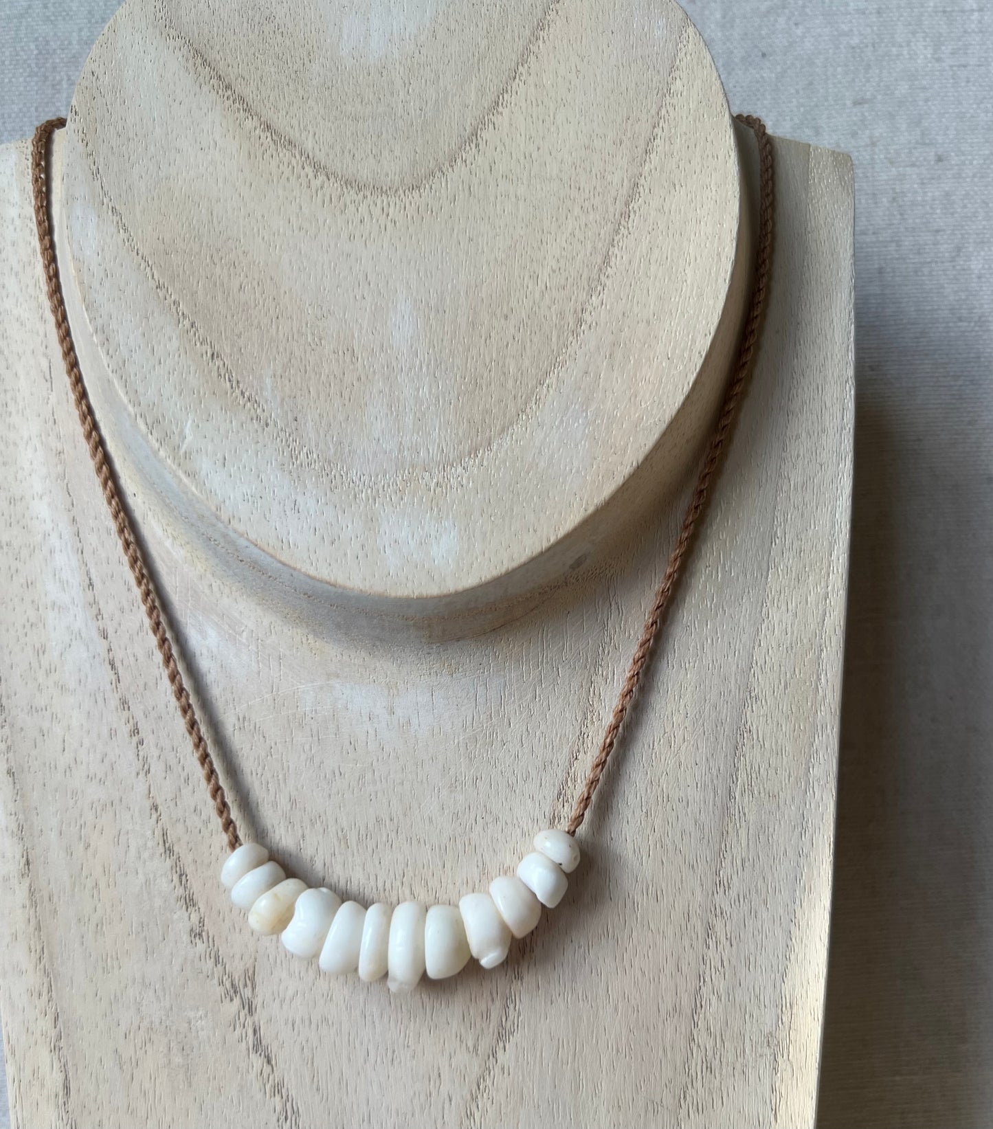 Puka Mini Bar Necklace ~ White