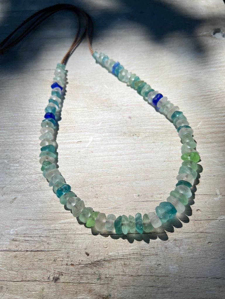 Lō'ihi Sea Glass Lei