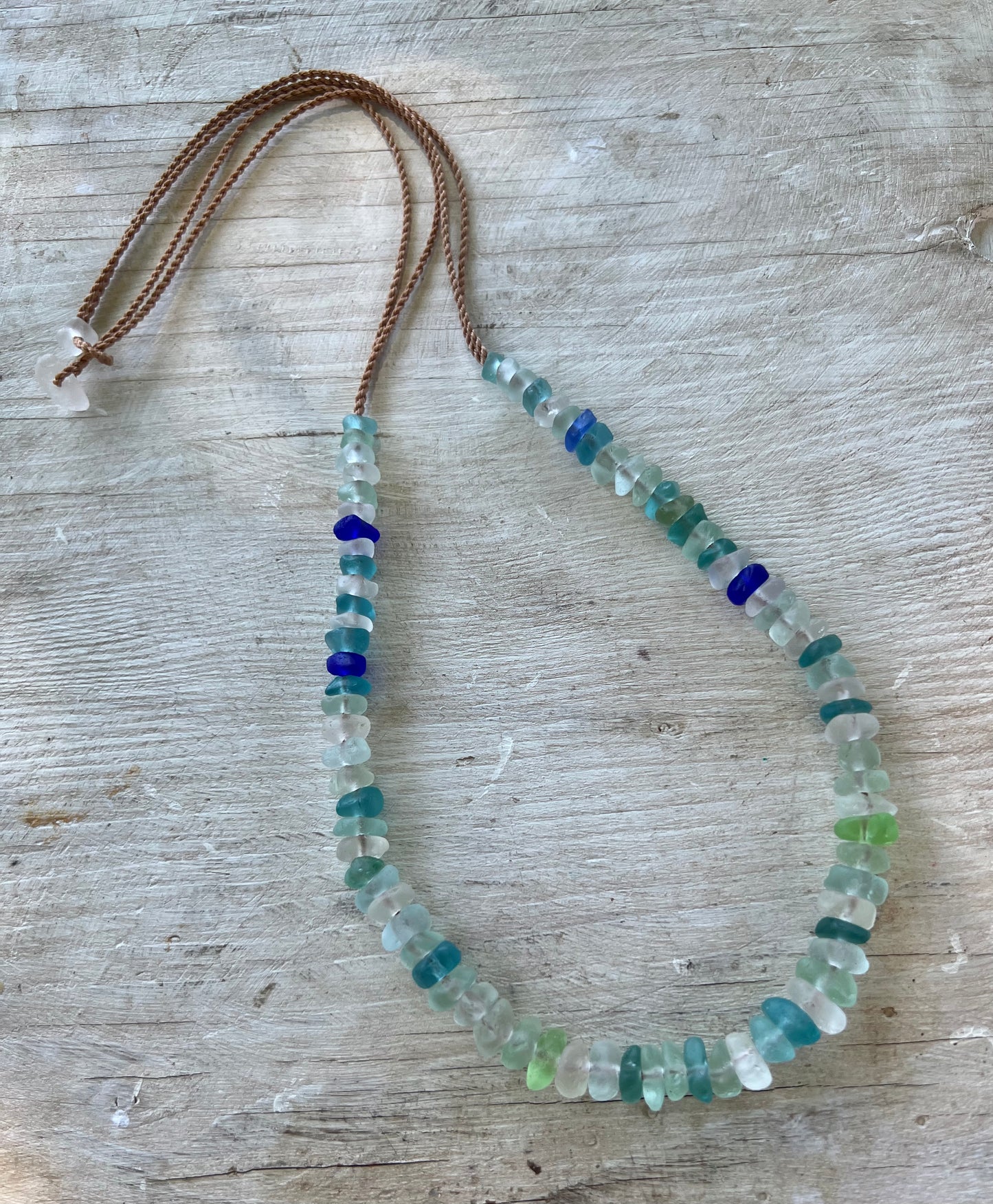Lō'ihi Sea Glass Lei