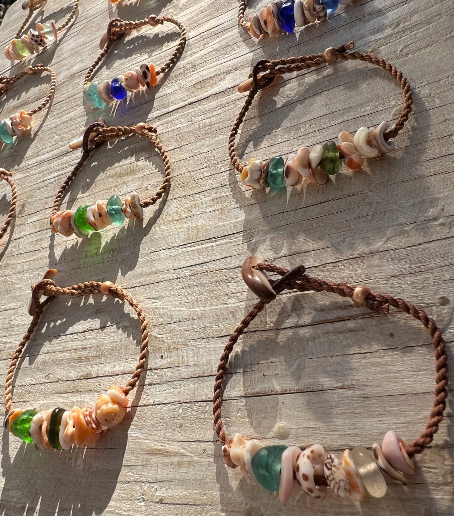 Mokukini Adjustable Bracelet