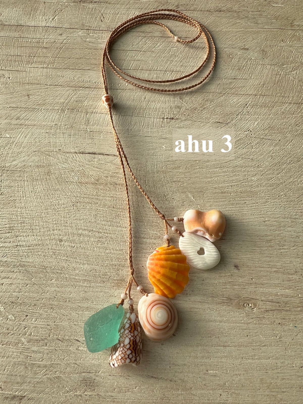 Ahu Necklace