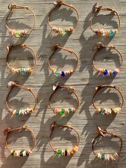 Mokukini Adjustable Bracelet