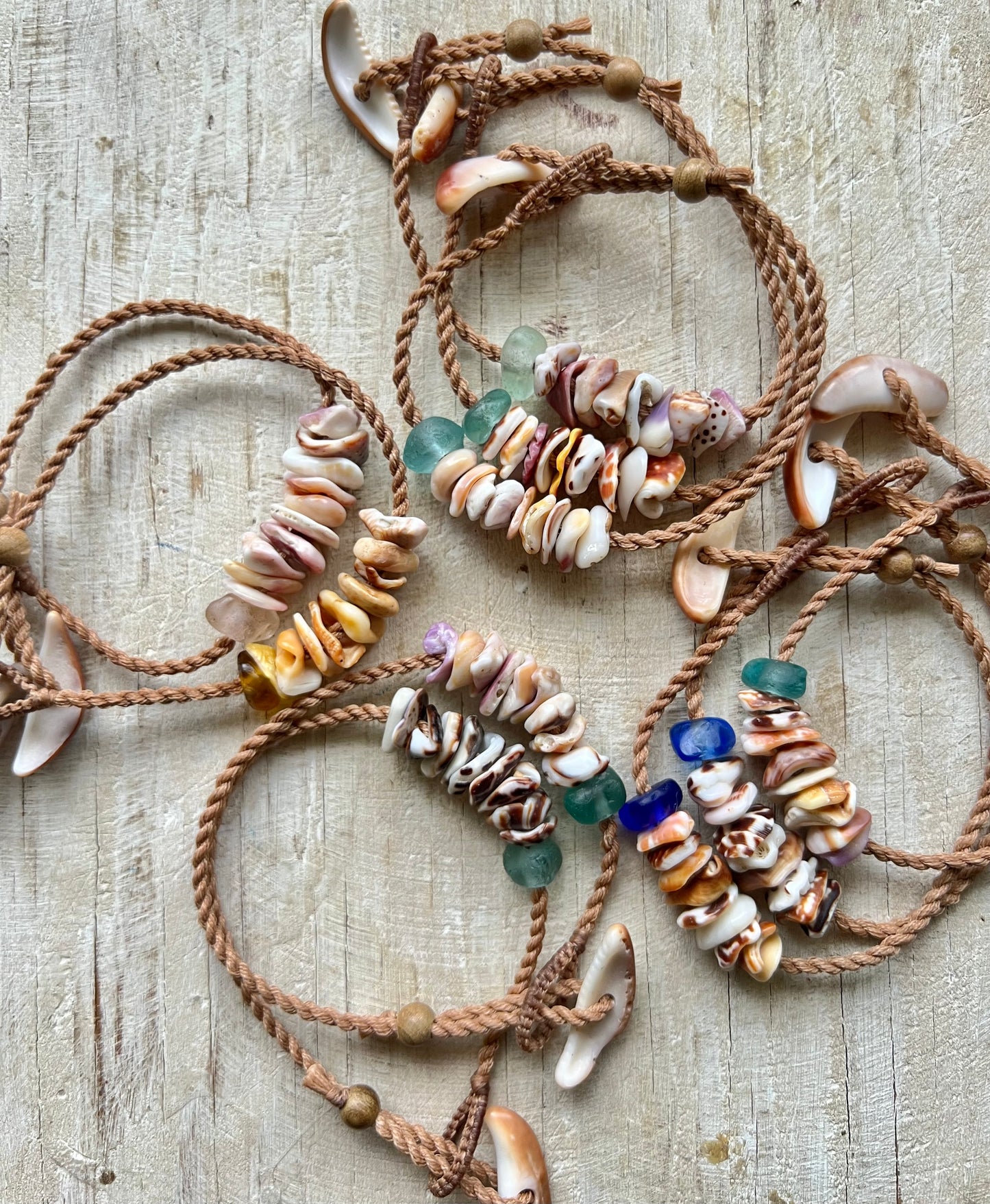 Mokukini Adjustable Bracelet