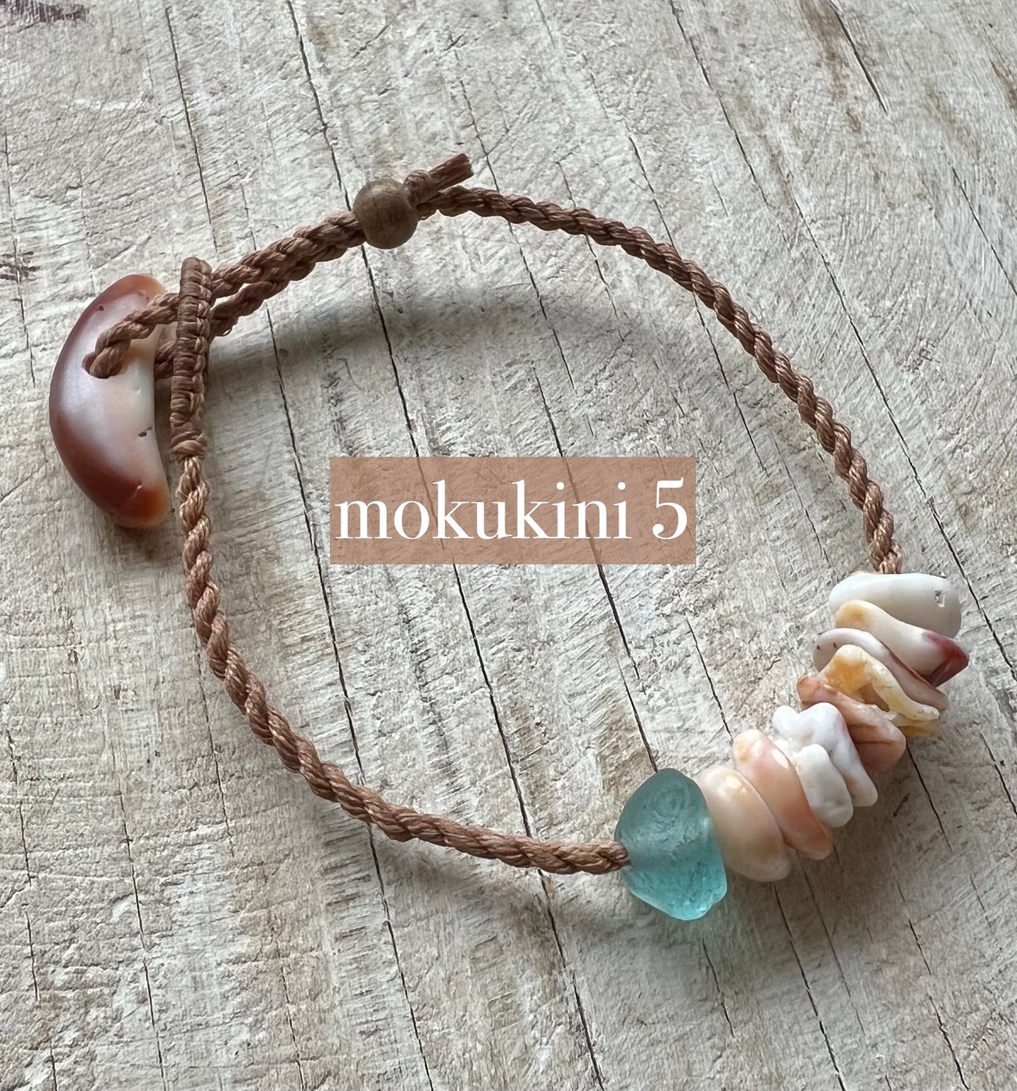 Mokukini Adjustable Bracelet